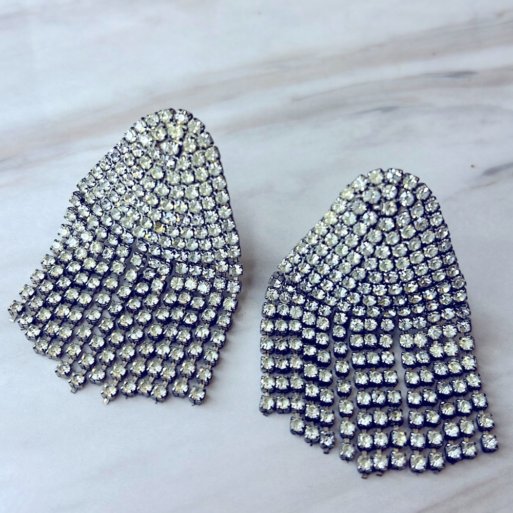 Vintage clip-on rhinestones earrings